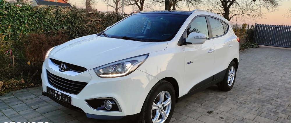 Hyundai ix35 cena 50000 przebieg: 150000, rok produkcji 2014 z Szczawnica małe 301